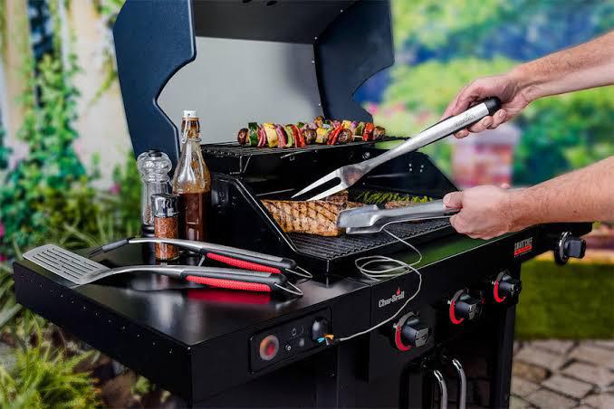 10 Accesorios que no pueden faltar en tu parrillada