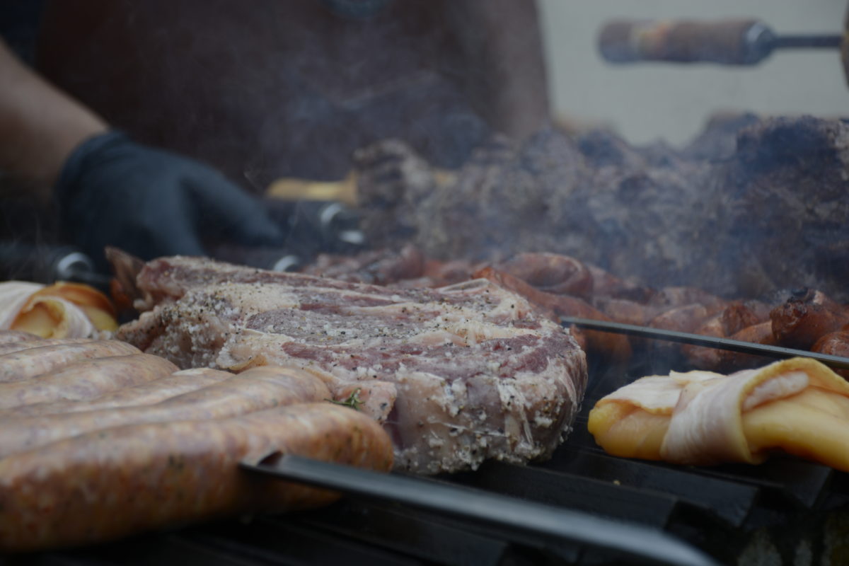 Disfruta de Deliciosas Parrilladas a Domicilio en la Ciudad de México: Todo lo que Debes Saber